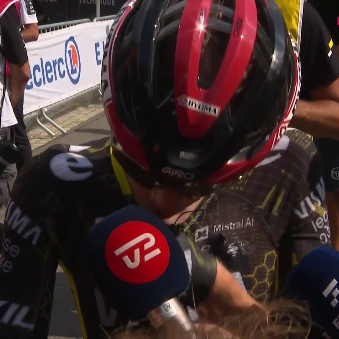 "Estoy decepcionado, tengo que estarlo" 🥶 Vingegaard, tras perder dos minutos y 38 segundos con Pogacar. #TDF2026 #LaCasadelCiclismo