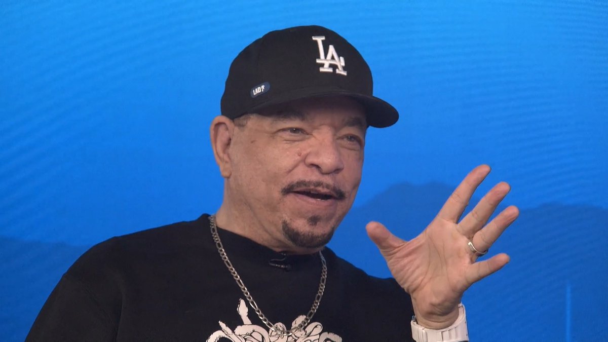 Mariska Hargitay is EVERYWHERE... and no one is prouder than her #SVU co-star Ice-T! She's hosting the 2026 #Emmys and is nominated for her doc "My Mom Jayne." 👏 ICE T
