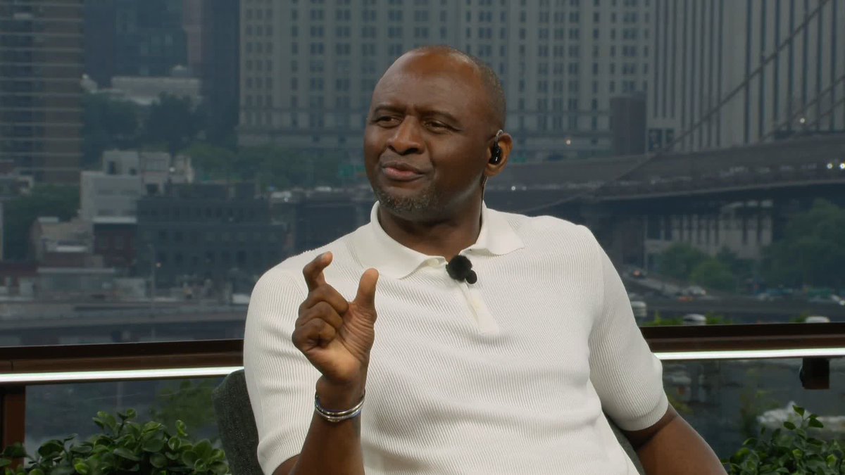 "It's blatant" "She's helped him focus on what he wants to try and achieve at this World Cup" Patrick Vieira, Ian Wright & Roy Keane respond to racist comments directed towards Mbappé by a Paraguayan senator 🗣️