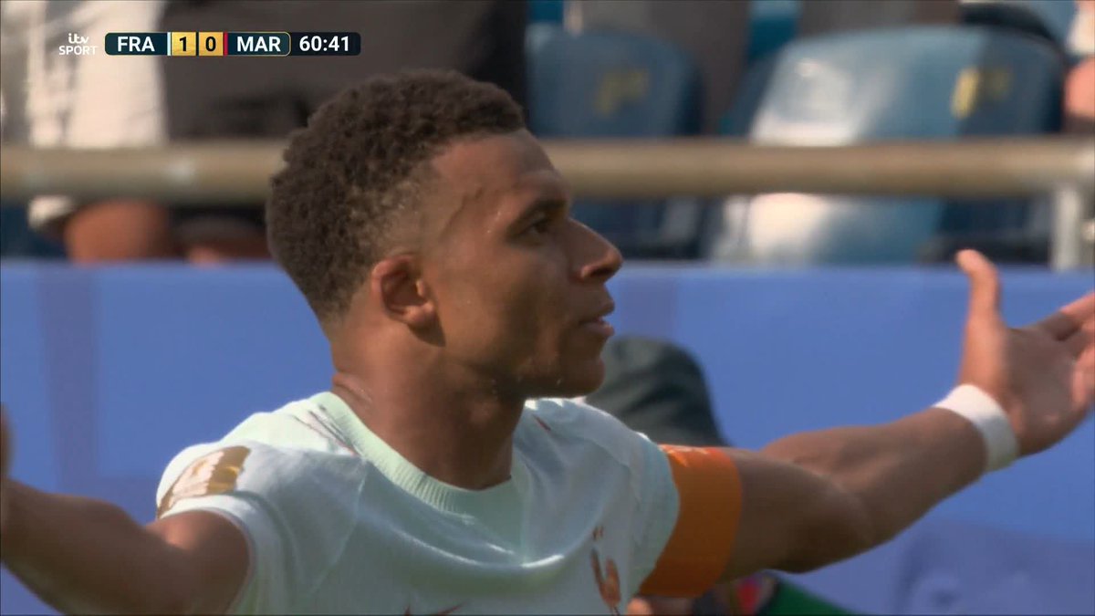 C'est magnifique 🪄 Kylian Mbappé fires France ahead and it is a beauty of a goal