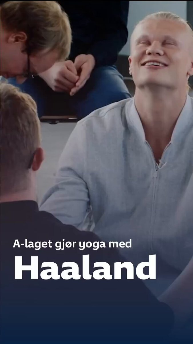 Haaland’a olan sevgim katmerleniyor… Norveç’te sık aralıklarla özel gereksinimli bireylere yoga öğretmesi müthiş. Belki bir gün oğlum Aris’le de karşılıklı “Namaste” derler :)