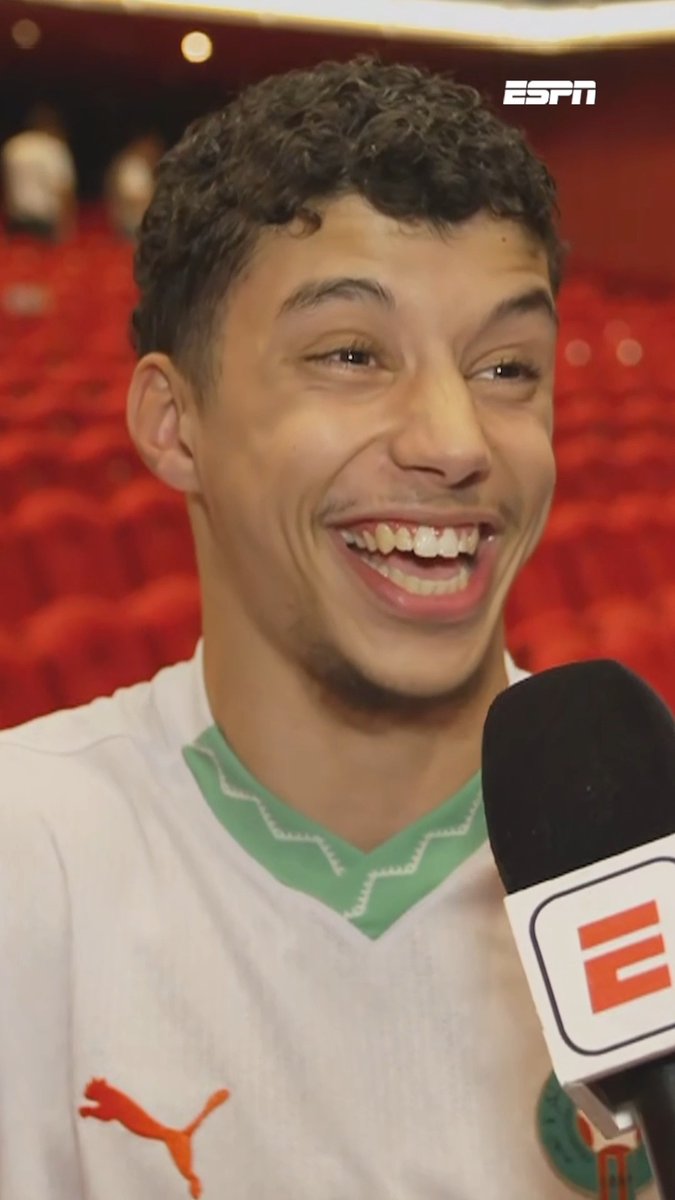 Duidelijke taal van deze Marokko-fan na de nederlaag tegen Frankrijk 👀 "Ik hoop nu dat de beste het WK wint, maar niet Argentinië" 🇦🇷❌