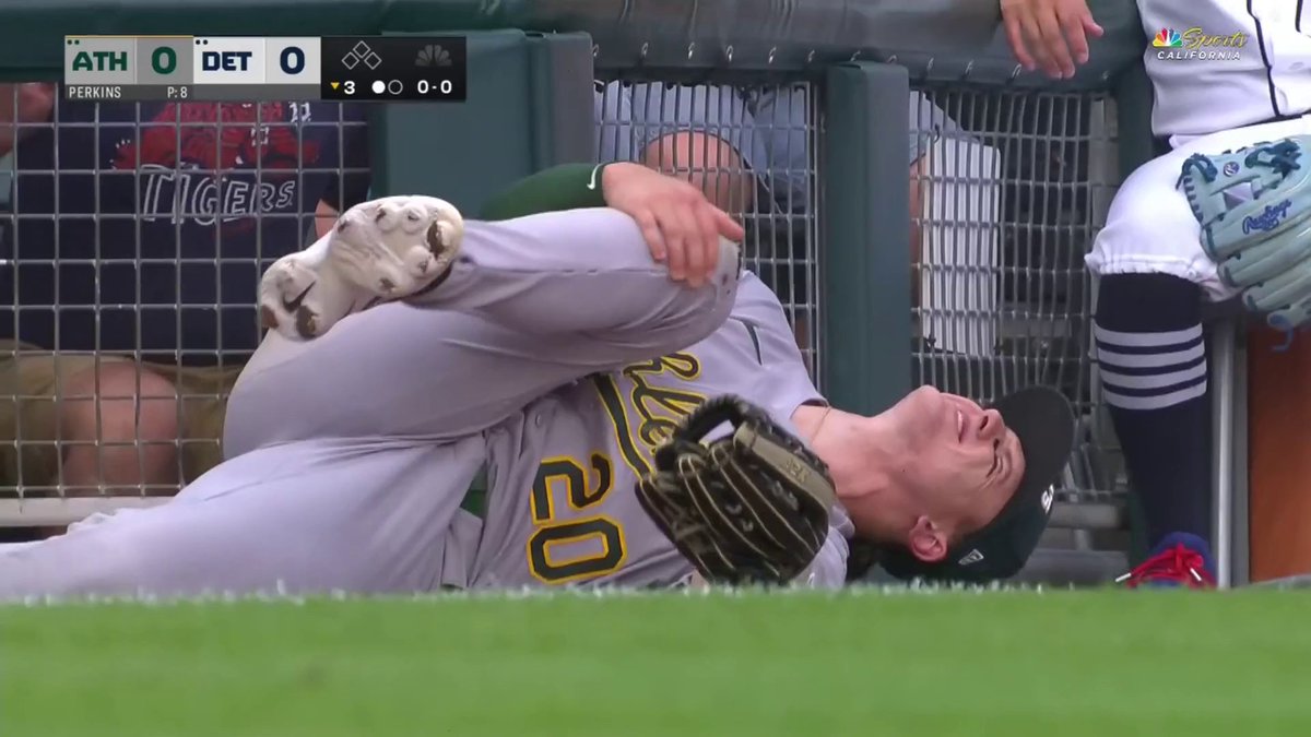 Zack Gelof exits the game after sliding into the left-field fence to make this catch 🙏