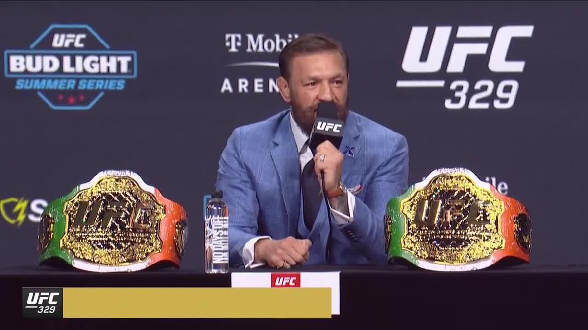 "Je me bats depuis que je suis sorti du ventre de ma mère, et je me battrai jusqu’au jour où je partirai !" - Conor McGregor 🍀 #UFC329
