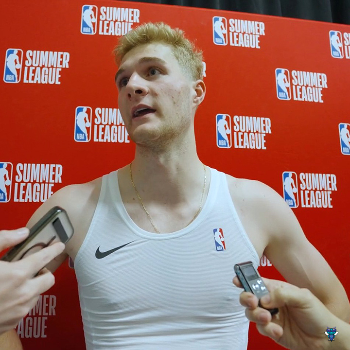 🎙️ Liam McNeeley on Hannes Steinbach: "That boy can rebound." "He got so many offensive rebounds and got his hands on so many long rebounds and stuff... he just makes the game easier. He gets us extra possessions. He was great today. I'm really proud of him."
