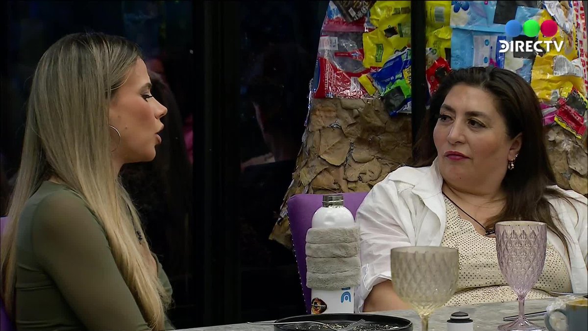 Manu le dijo que le molestaba que campanita lo despertase cuando... ¿SUEÑA CON LOLA? 😮😍 👁️ Enterate de TODO lo que pasa en la casa más famosa del país. Contratá 👉 #GranHermano #GeneraciónDorada🌟 #GHxDGO
