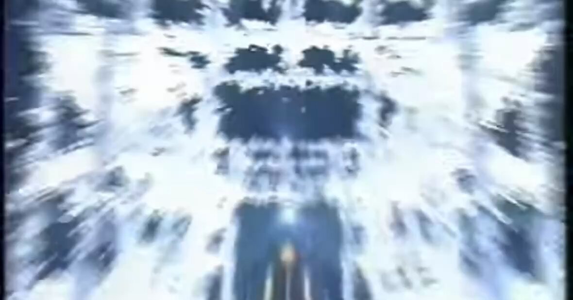 華原朋美のas a person 小室哲哉と別れていろんな騒動を超えた後の復帰1発目の曲。失恋すると人ってこうなるんだ、と怖くなる...