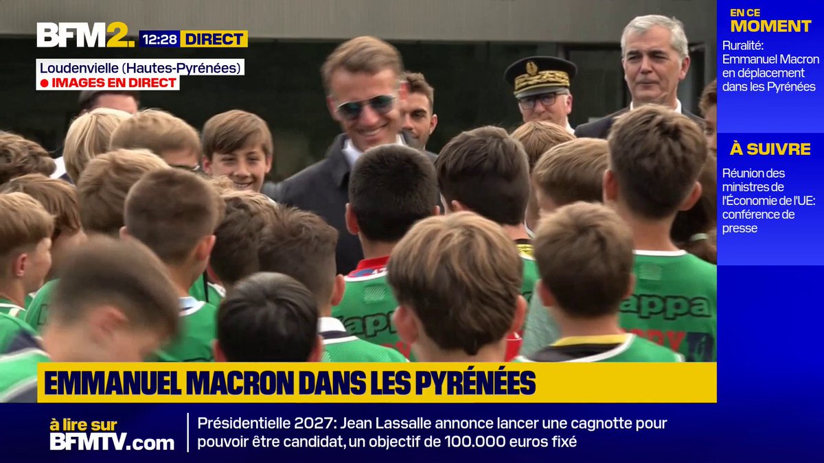💬"Sometimes is too slow. For sure !" ➡️Emmanuel Macron répète sa célèbre phrase prononcée à Davos, pour faire plaisir aux enfants dans les Hautes-Pyrénées #BFM2