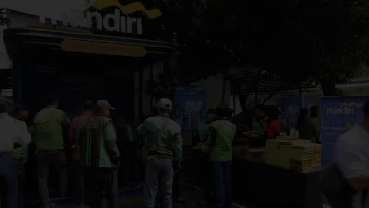 Melalui Livin' Mandiri Berbagi Rp1, Bank Mandiri kembali menghadirkan aksi berbagi di 12 titik Indonesia sebagai bagian dari rangkaian menyambut HUT ke-28 Bank Mandiri. Karena setiap aksi kecil dapat menghadirkan manfaat dan menguatkan lebih banyak masyarakat Indonesia