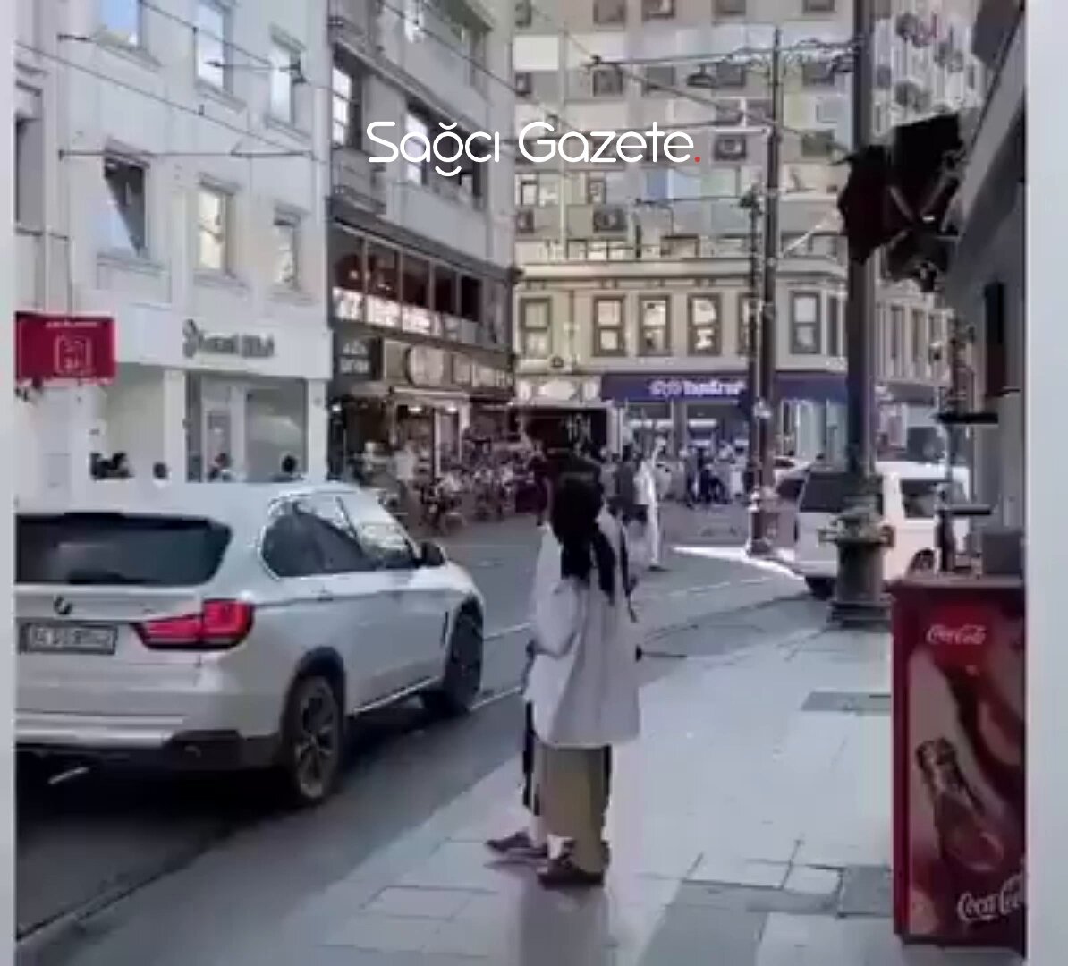 “Müjdeler olsun, Ayasofya açıldı!”