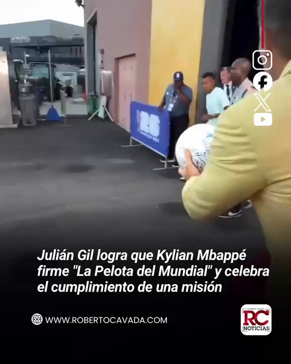Julián Gil logra que Kylian Mbappé firme “La Pelota del Mundial” y celebra el cumplimiento de una misión