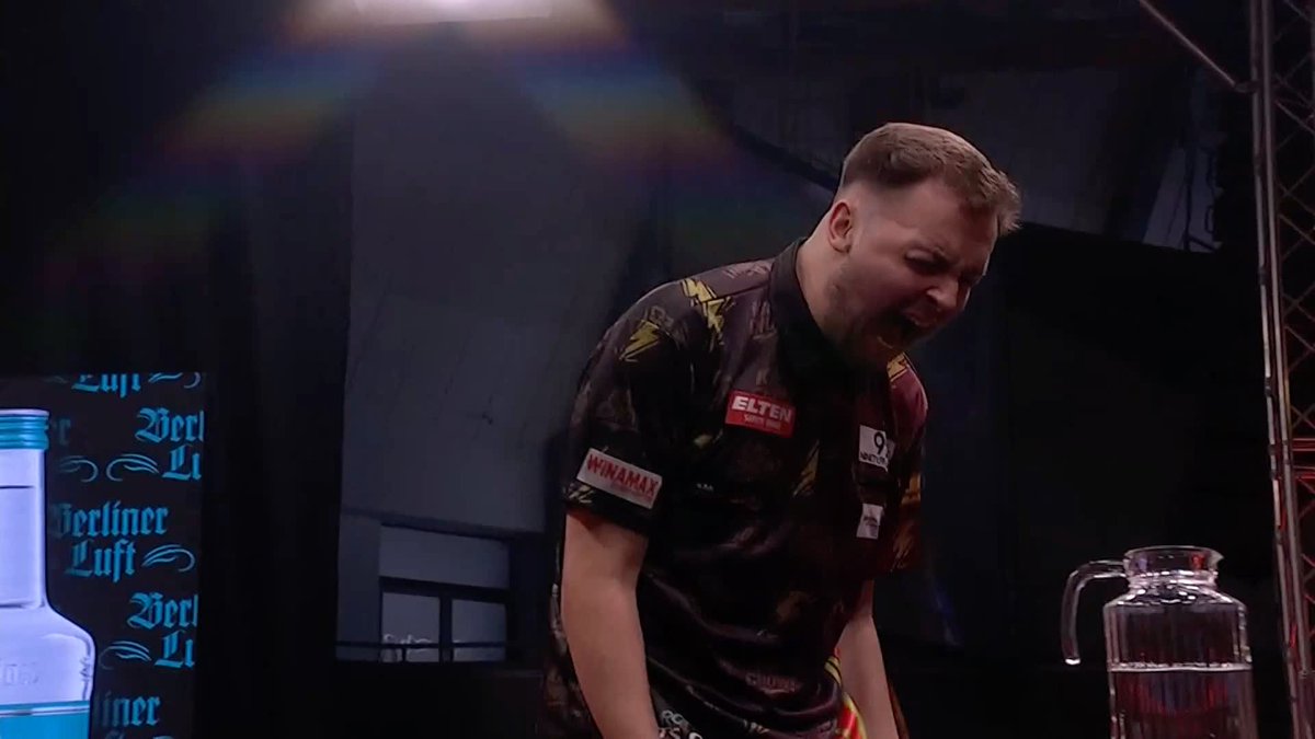 WHAT A WIN FOR SCHMIDT! 🇩🇪 Host Nation qualifier Jan Schmidt comes back from 5-1 down against Cameron Menzies to pip the Scot 6-5 and pick up a first-ever European Tour win! 🙌 📺 #ET10