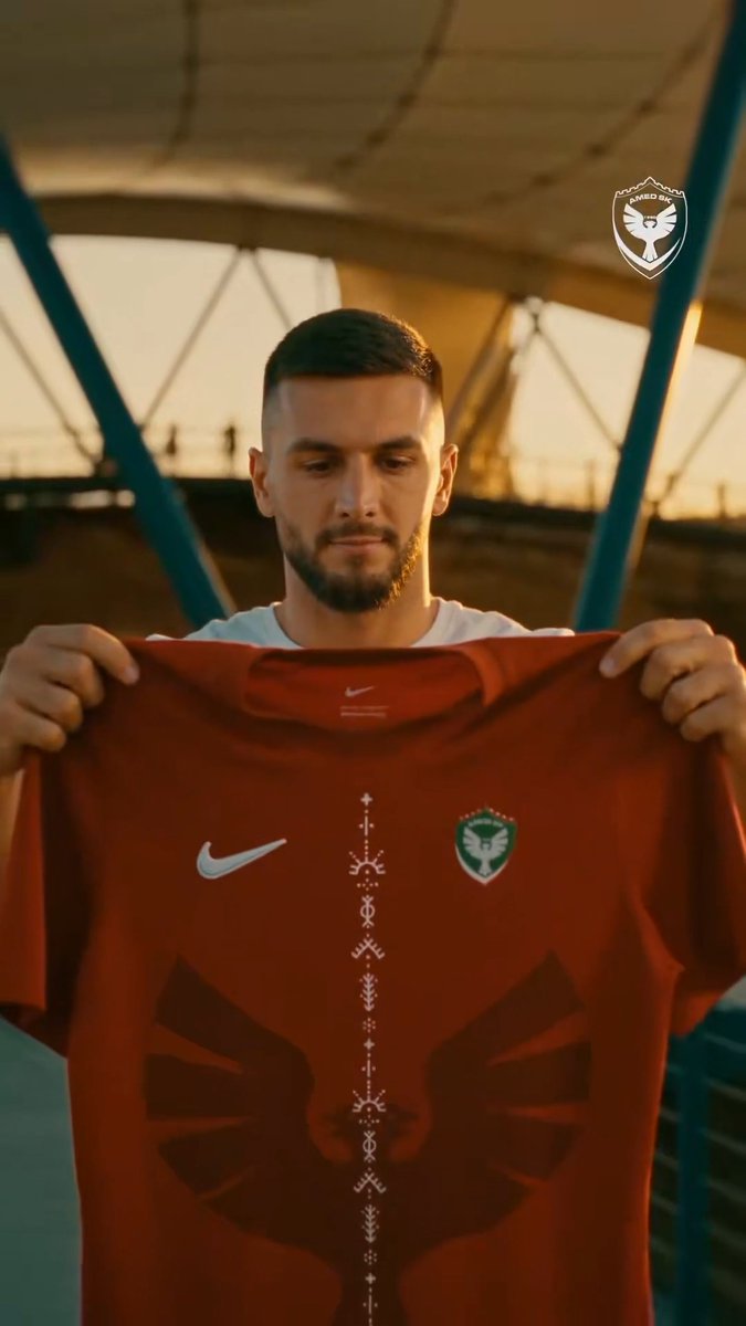 Amedspor, bölge kentlerindeki tarihi eserlerin yer aldığı bir videoyla Lumbardh Dellova'nın transferini duyurdu "Tu bi xêr hatî Lumbardh Dellova"