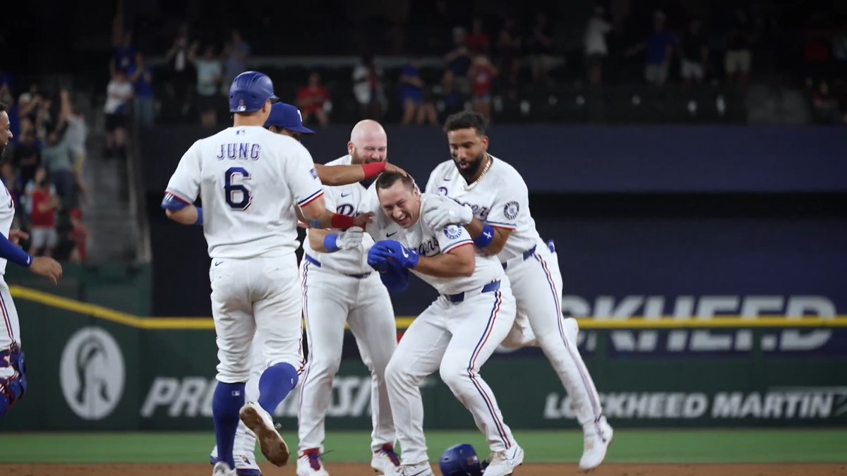 Walk-off manufactured to perfection. #AllForTX