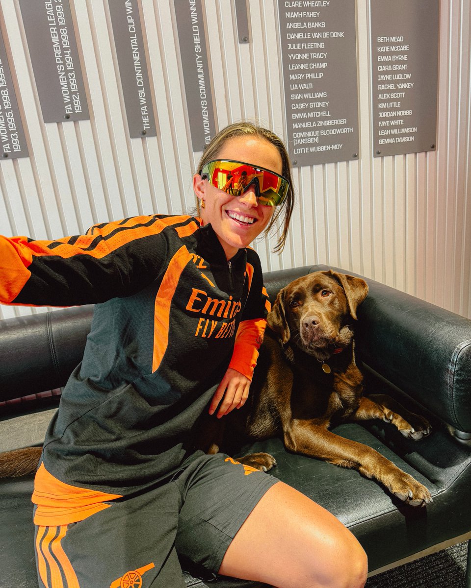 Ona vs what she sees ❤️ 🕶️ Captured on Oakley META