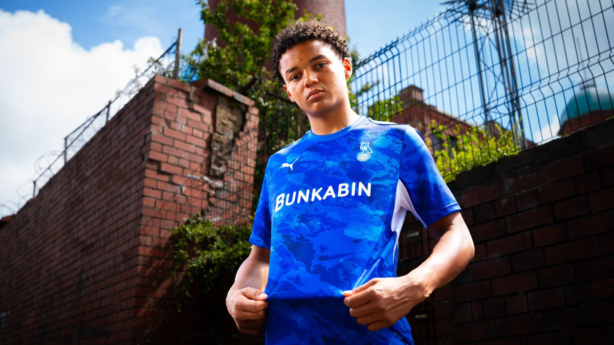 Made of Oldham ๐ฆ Our 2026/27 PUMA Football home kit is available exclusively in store from 9am tomorrow. #oafc Find out more ๐