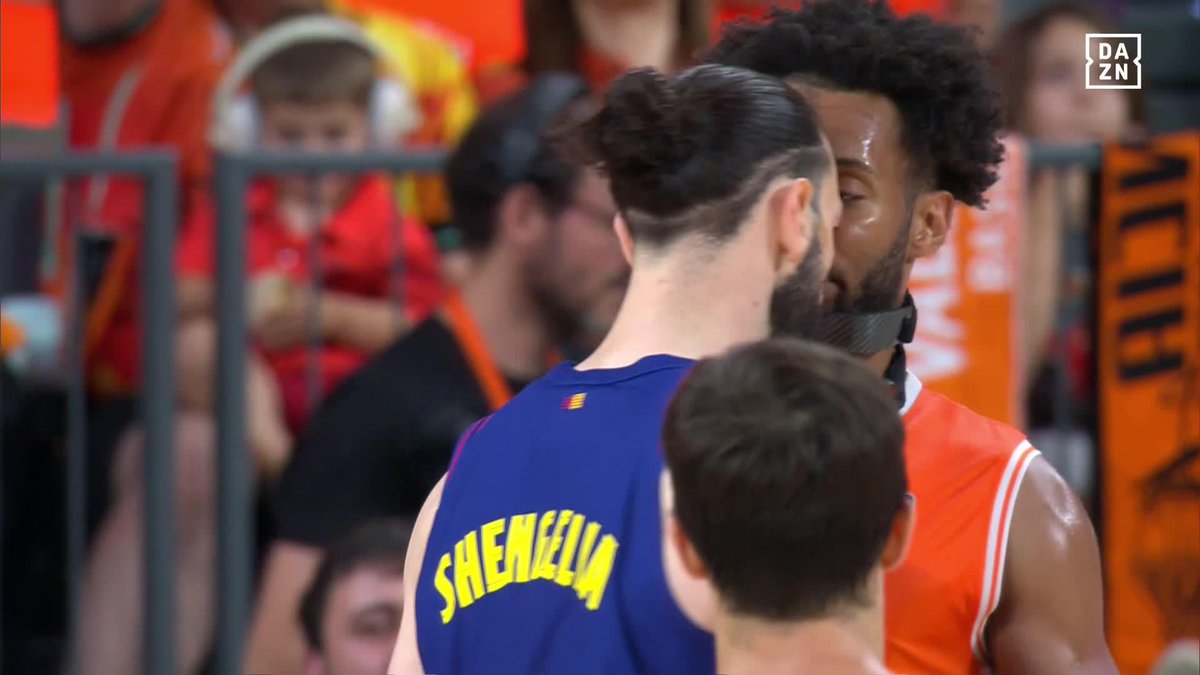 🔵🟡 Braxton Key-Fenerbahçe Orkun Çolakoğlu: Müthiş bir tamamlayıcı parça.Şutu biraz git gelli ama sürekli fiziksel mücadeleye hazır Can İşbakan:Tam Saras oyuncusu. Shengelia ile bire birlerde hiç geri adım atmadı..Bence o şutu da adım adım geliştiriyor.