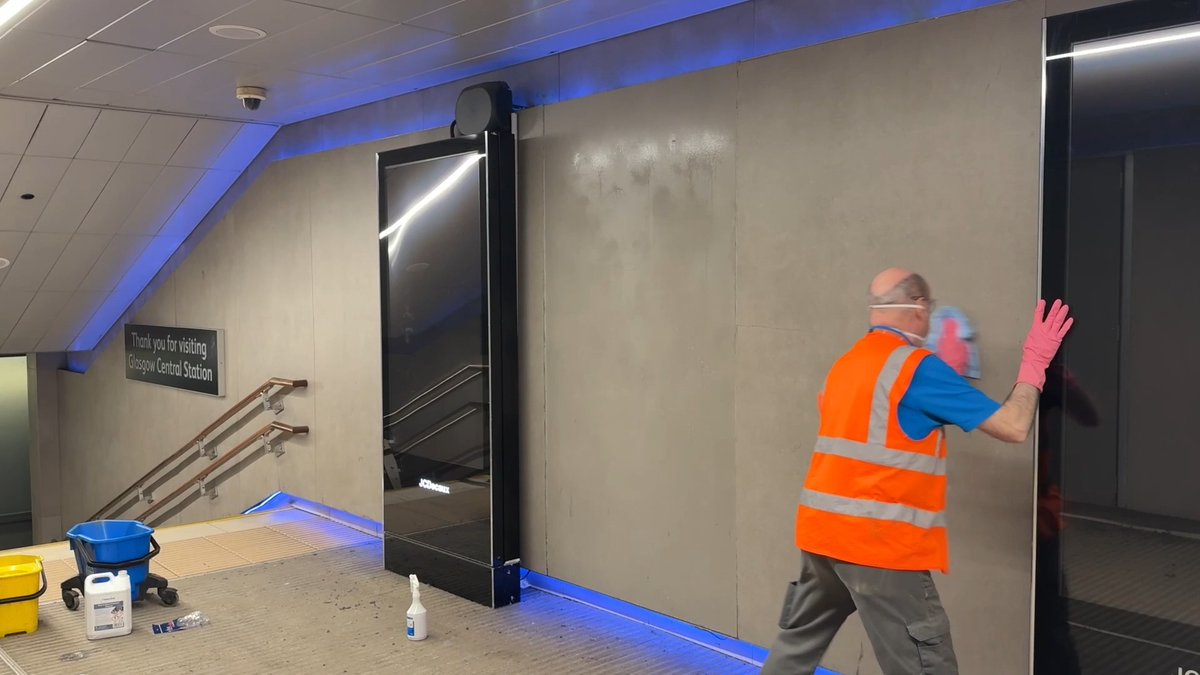 Behind the scenes... ๐งฝ ๐งฝ Our teams have been busy getting Glasgow Central ready ahead of the reopening of the Union Street and Gordon Street entrances next week.