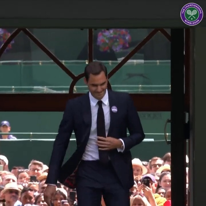Oh! Yes!! We have an 8 time Champion 🏆🏆🏆🏆🏆🏆🏆🏆 "His name is ROGER FEDERERRRRR..." #Federer #Wimbledon