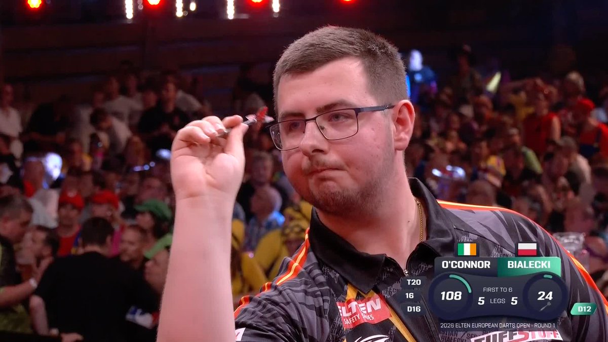 BIALECKI PIPS O'CONNOR! Sebastian Bialecki edges past William O'Connor in a last-leg decider, recording a career-first win over the Irishman! 📺 #ET10