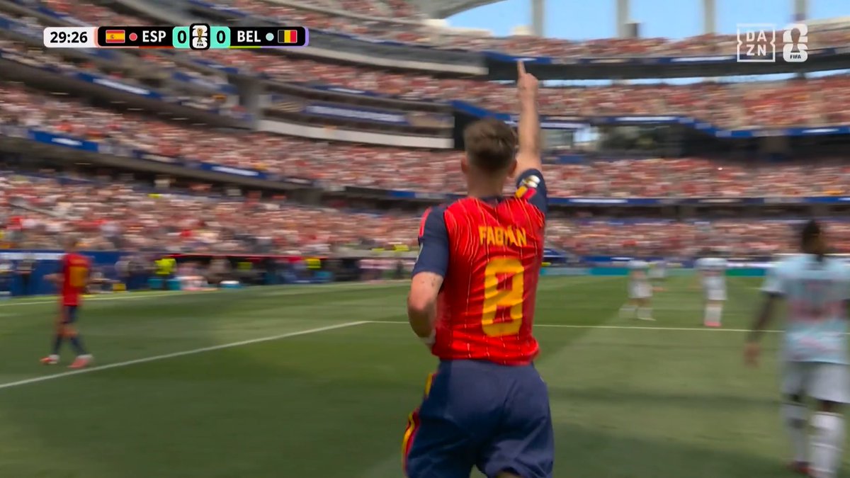 🏆️━━━━━━━━━━━━ FIFAワールドカップ 準々決勝 DAZNピックアップシーン ━━━━━━━━━━━━━⚽ ペドロ・ポロが右サイドを突破しクロス ファビアン・ルイスが押し込み先制! 🆚スペイン×ベルギー ⚽ファビアン・ルイス(スペイン)⏱30分