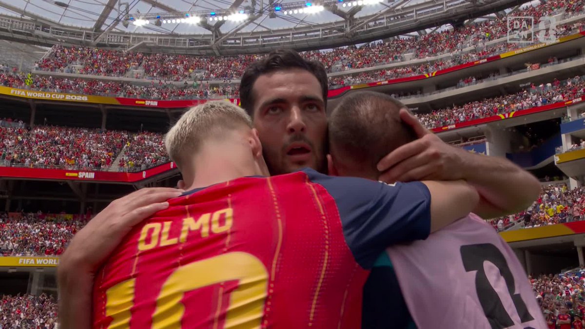 ¡GRITADLO! ABRAZAD A VUESTRA GENTE. SOÑAD DESPIERTOS. PORQUE ESTO ES ESPAÑA. ESTOS SON NUESTROS CHICOS Y NOS HAN METIDO EN SEMIFINALES DE LA COPA DEL MUNDO 😍👏 #DAZNMundial