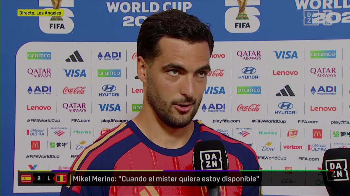 ¡ES EL HÉROE DE ESTE PAÍS Y A ÉL LE DA COMPLETAMENTE IGUAL! 😅 SEGURAMENTE ESA SEA SU GRANDEZA... #DAZNMundial