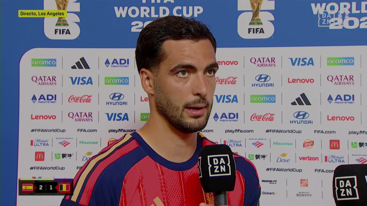 Mikel Merino: "Cuando el míster quiera, estaré disponible, sea titular o desde el banquillo". Tener un jugador así es ORO PURO.