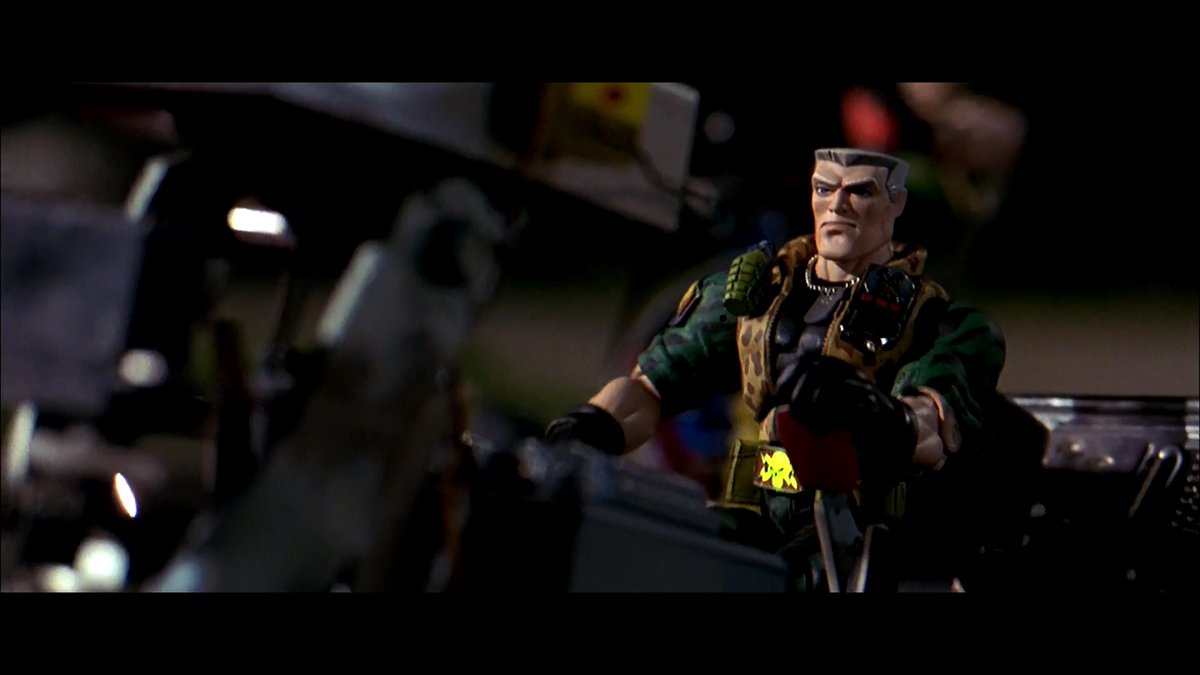 Small Soldiers turns 28. The Command Elite, led by Tommy Lee Jones, were basically a Dirty Dozen reunion: Ernest Borgnine, Jim Brown, George Kennedy, and Clint Walker. And the Gorgonites were Frank Langella + Spinal Tap: Christopher Guest, Michael McKean, Harry Shearer. Genius.