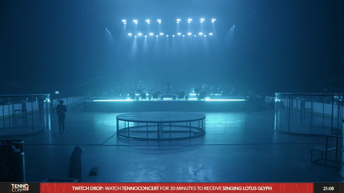 Cast and cry, cast and cry. Raise the million pylons high. The #TennoConcert continues with "Lullaby of the Manifold." Watch the show live right now: