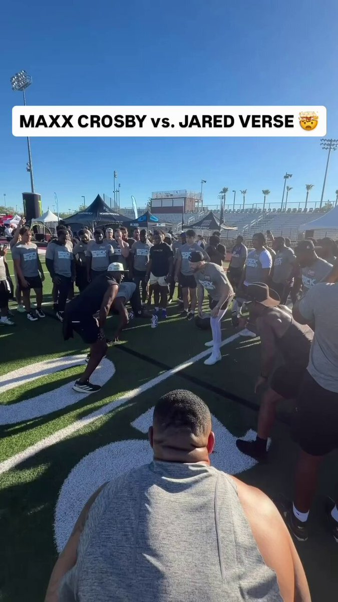 That man Maxx Crosby is QUICK 🤯💨