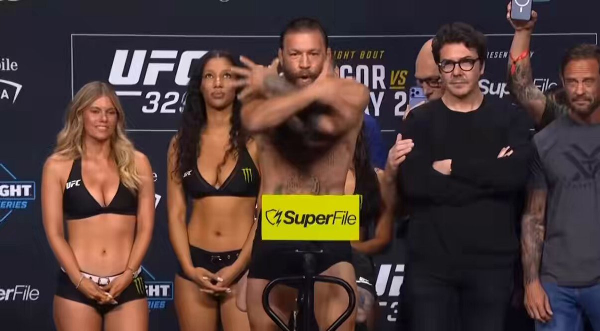 CONOR MCGREGOR VS MAX HOLLOWAY FINAL WEIGH IN AND FACE OFF #UFC329