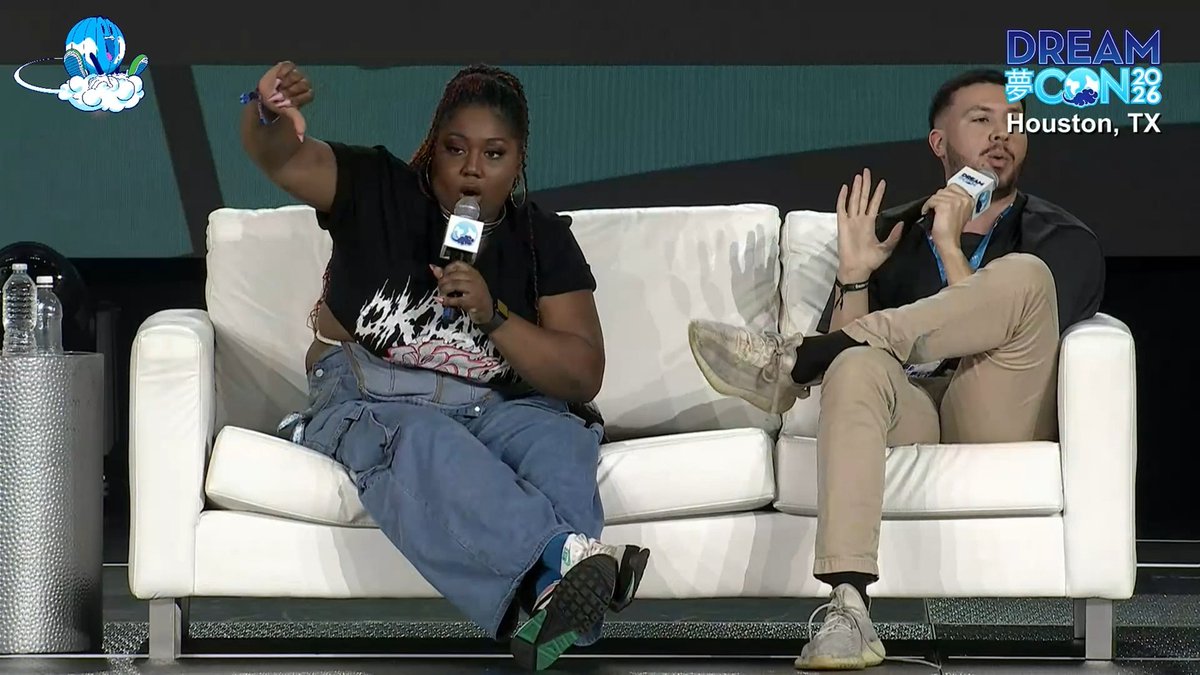 Naruto is the best anime character, prove us wrong chat #dreamcon