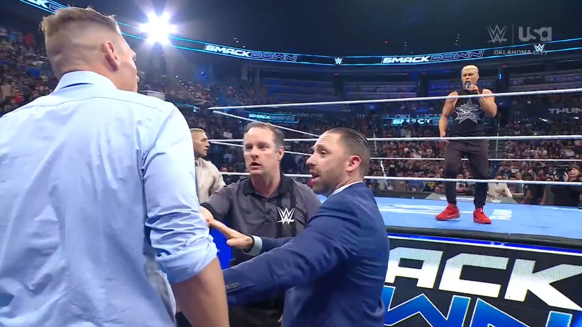 Cody Rhodes came to the rescue of Nick Aldis from Gunther as SmackDown went off the air. Cody then challenged Gunther to a one-on-one match... but Gunther walked away. 👀