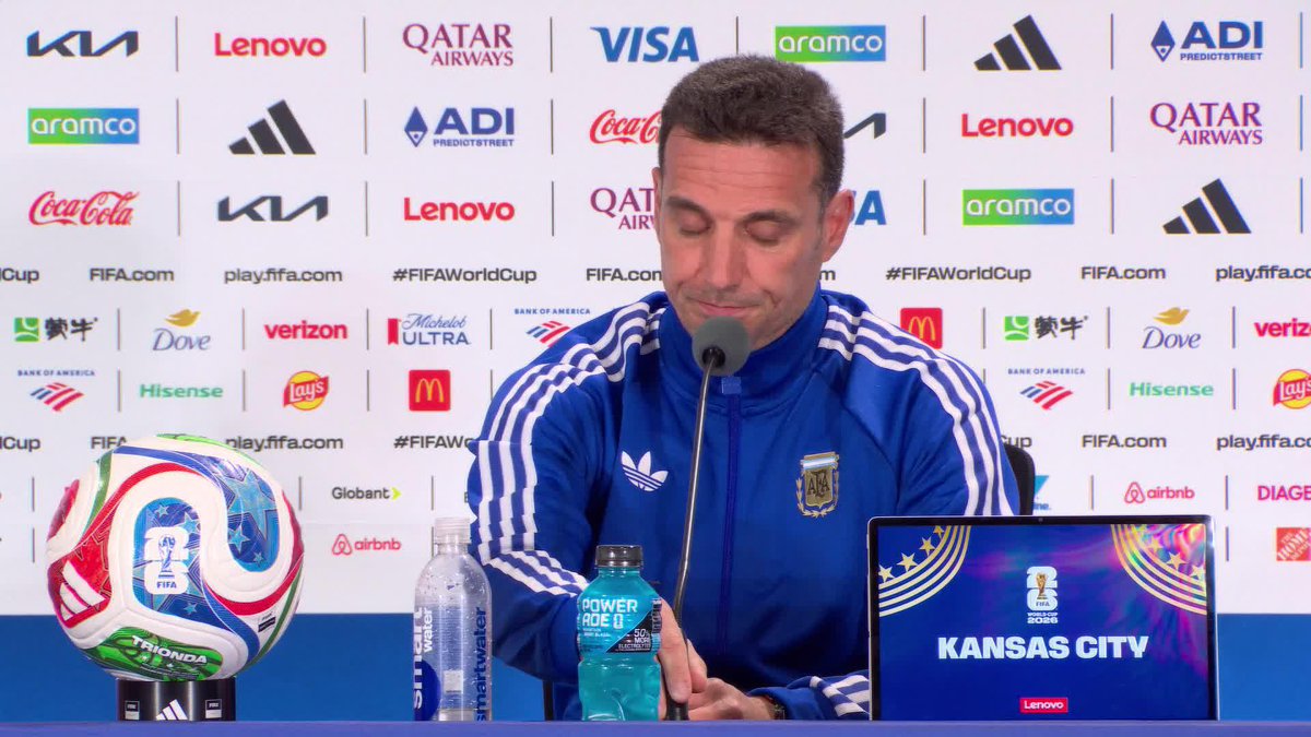 “HAY BASTANTE GENTE QUE NO QUIERE QUE ARGENTINA GANE. A LOS JUGADORES LES LLEGA Y LO UTILIZAMOS COMO UNA REBELIÓN PARA QUE JUEGUEN AÚN MEJOR”. Lionel Scaloni. 😮💨🇦🇷