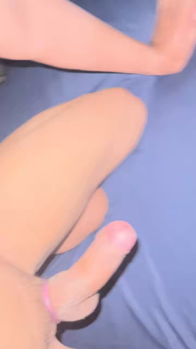 ใครชนะไม่รู้ รู้แต่ว่าเสว 💦 กับพี่รุกสักลาย 🍆 : Xxxxx 🍑 : Me #ลาดกระบังนัดเย็ด #ลาดกระบัง #รอยสัก #รีทวิตให้ด้วยนะครับ