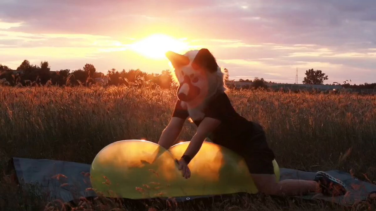 Little sunset fun. Do You like the view? #SqueakySaturday