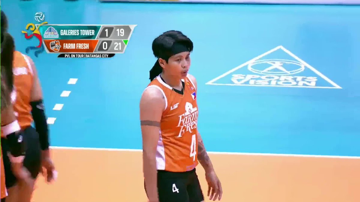 KA-GALING NAMAN NIYAN 👌 The Farm Fresh Foxies lean on Ara Galang, who unleashes smart plays to keep the pressure on the Galeries Tower Highrisers in Set 2! Watch the 2026 PVL on Tour LIVE and for FREE on One Sports YouTube channel! #PVL2026 #TheHeartOfVolleyball #PVLonTour