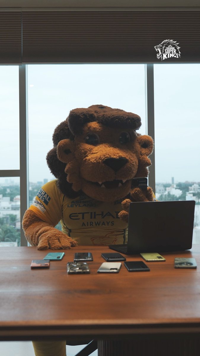 CSK has almost officially confirmed the trade deal of Mhatre and Nathan Ellis for Hardik. This is going to be the most historic transfer of all time.🔥