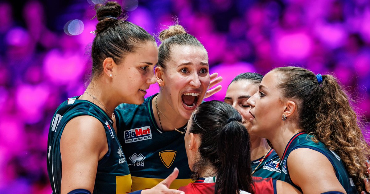 #VNL2026 Led by 37 points (yes, you read it right: 37 POINTS 😱 ) by Kate Antropova, Italy 🇮🇹 roared back to life and secured the comeback victory vs Canada. 🇨🇦 3-2 (22-25, 27-29, 25-23, 25-23, 15-5). 📺 Replays on VBTV: 🏐 #BePartOfTheGame #Volleyball