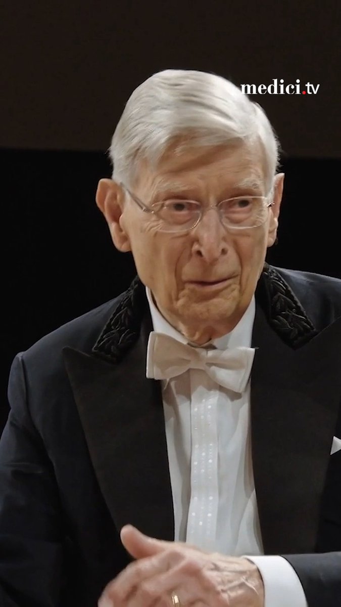 Happy Birthday to legendary Swedish conductor Herbert Blomstedt, who turns 99 today! Celebrate this remarkable icon by looking back at an inspiring concert with the storied Gewandhausorchester where they performed Mozart’s Symphony No. 38.