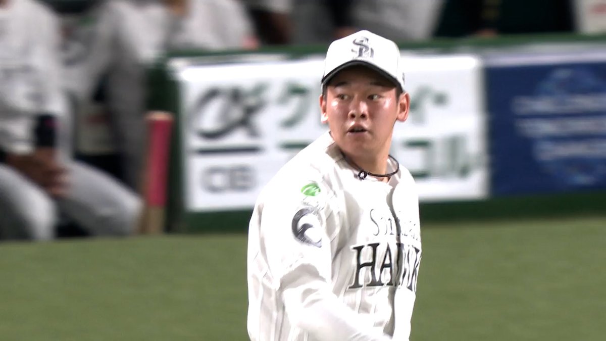 #鈴木豪太 13試合連続無失点✨ 期待のドラフト3位ルーキーが力強い直球をサイドから投げ込み 楽天打線の上位3人 #中島大輔 #黒川史陽 #辰己涼介 を三者凡退に仕留めた📣 #sbhawks #ベースボールLIVE で配信中[初月無料]