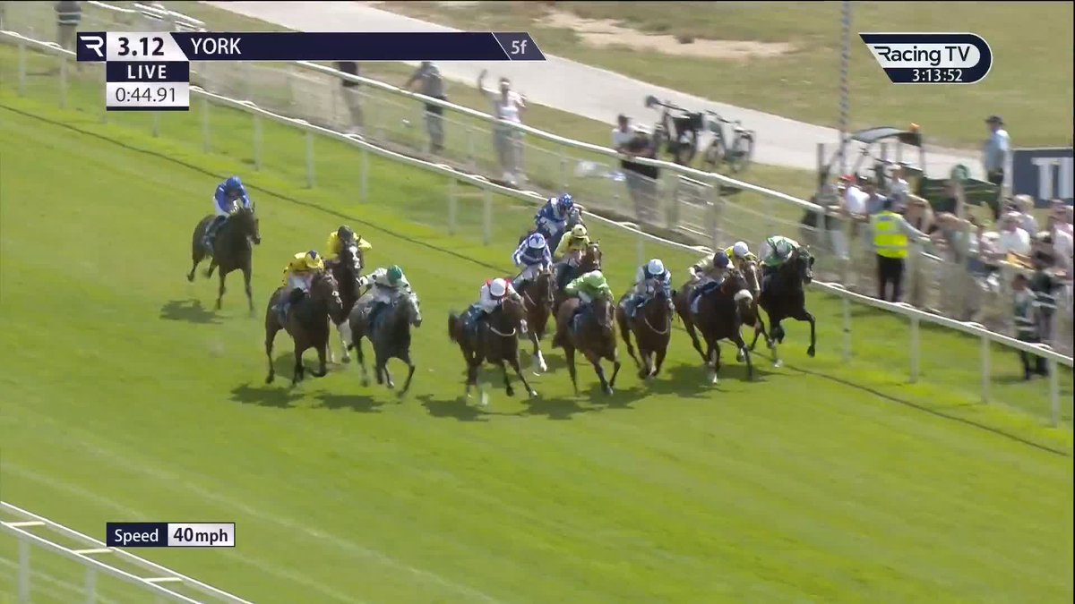 🟥🟧 Redorange wins the John Smith's City Walls Stakes. York Racecourse