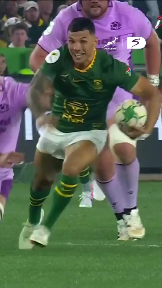 𝐔𝐋𝐀𝐌𝐁𝐈𝐋𝐄! 𝐔𝐋𝐀𝐌𝐁𝐈𝐋𝐄! 🫨 Embrose Papier is back in the Springbok green with a 𝐁𝐀𝐍𝐆 🇿🇦💥 📺 Stream #NationsChampionship on DStv: