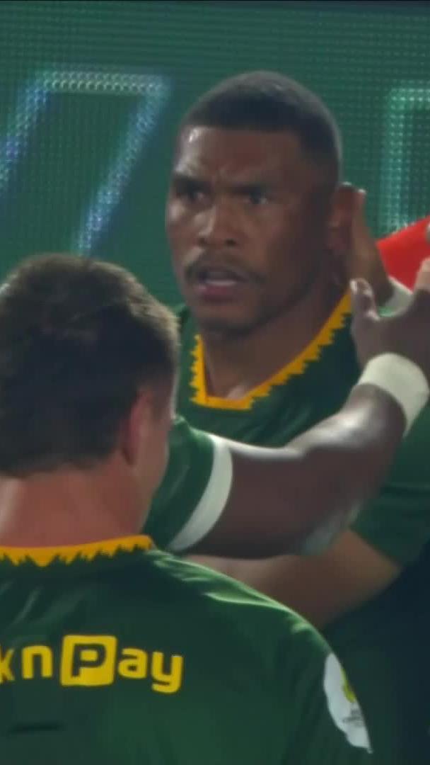 Damian Willemse on the charge 😤🇿🇦 The Springbok backline is cooking up a feast 🍽️👨🍳 📺 Stream #NationsChampionship on DStv:
