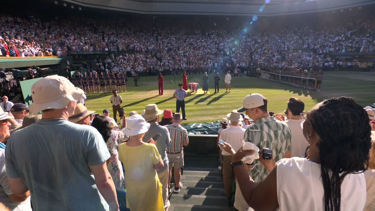 An effort and run to be very proud of, Karolina 💚 #Wimbledon
