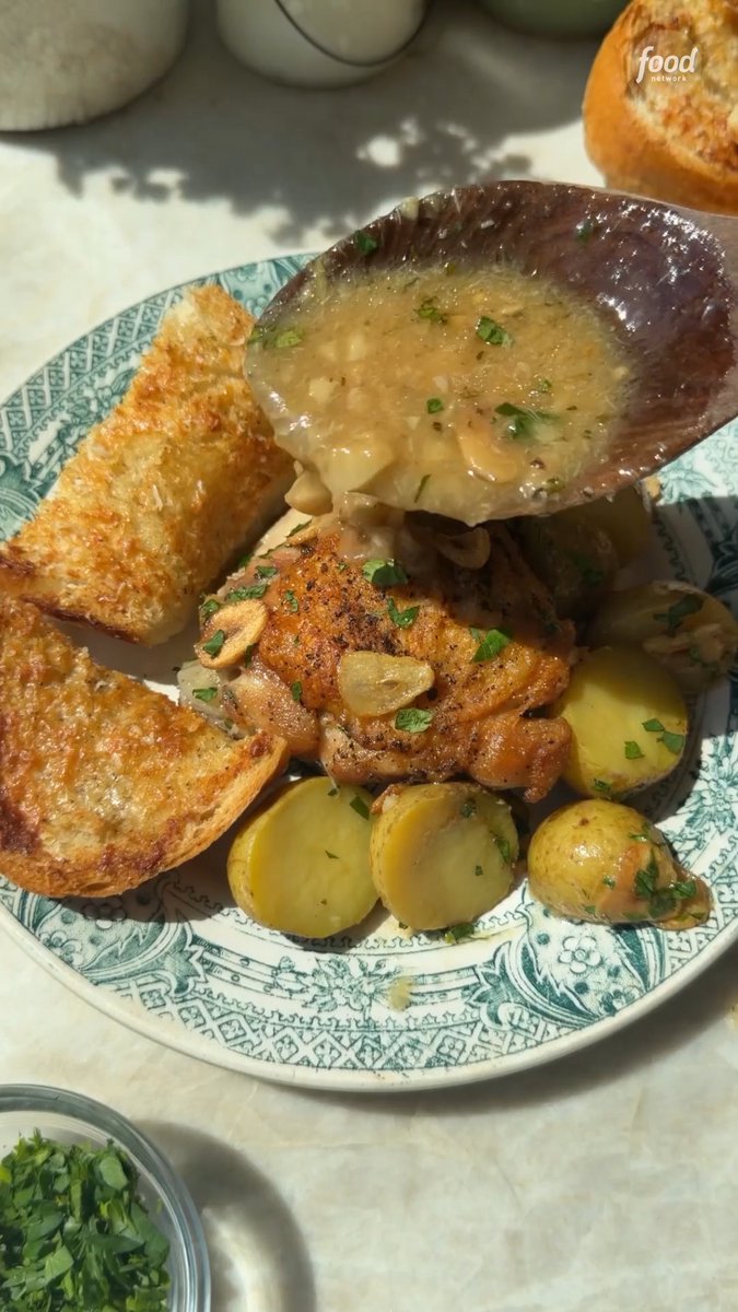 Fact: 100 cloves of garlic is NOT too much for one chicken recipe! 💯 The secret is using garlic in multiple different ways so the flavor is balanced, not overpowering 🧄 This dish is inspired by the all-new series #100Cooks, airing tomorrow @ 9|8c!