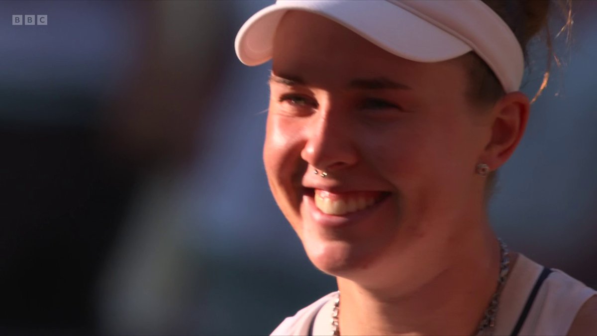 "I'll start with Linda, my ex-friend..." 😆 Funny AND classy from Karolina Muchova, who congratulates her good friend Linda Noskova on her Wimbledon title win 🤝