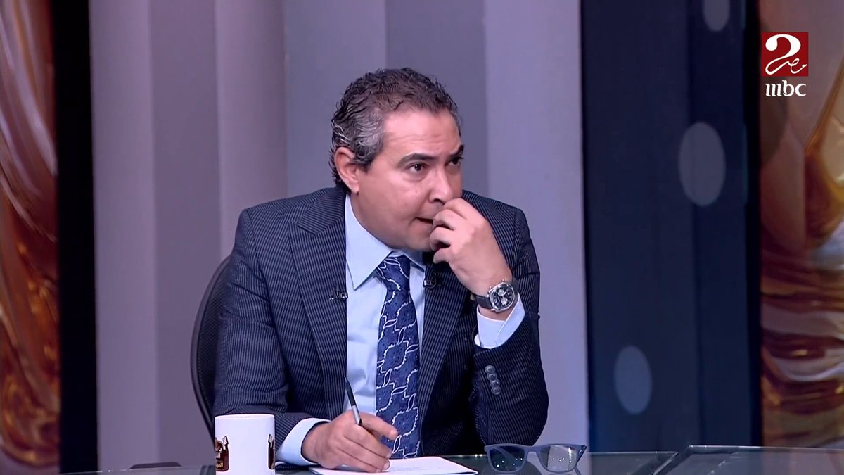 وصلة ضحك وافيهات تاريخية من محمد بركات على ضياع أسطورة ضربة جزاء مجدي عبدالغني مجاناً على MBC شاهد برنامج #يا_مساء_الأنوار_من_المونديال يعرض الجمعة والسبت الساعة 8 مساءً بتوقيت القاهرة على MBCMASR2 لمتابعة البث المباشر #كلنا_منتخب_مصر