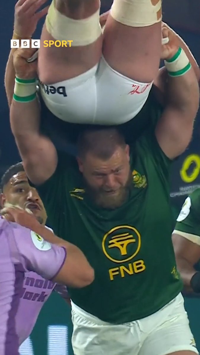 🗣️ "You can't do that!" This VERY unconventional carry from Cobus Weise led to a try for South Africa against Scotland 🏉🤯 #BBCRugby